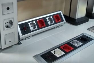 люк в пол для розеток